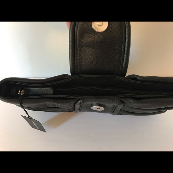 Banana Republic leather clutch - Picture 7 of 9